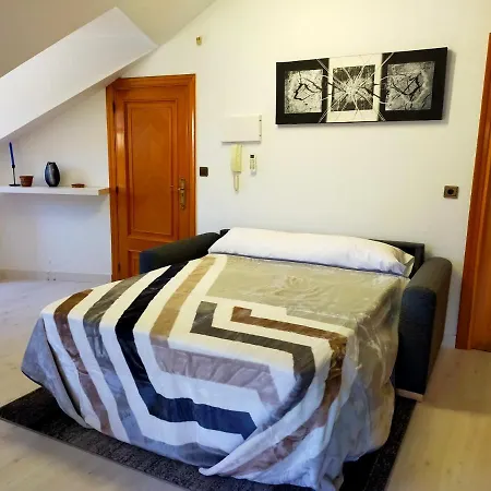 En El Casco Antiguo De Apartamento Ponferrada